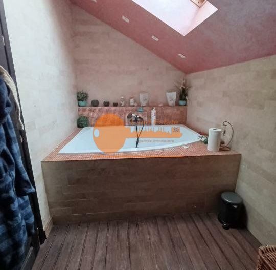 Apartament 6 camere - Triplex - Calea Calarasilor - Poză 9