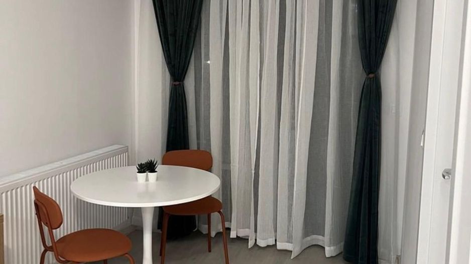 GARS. HILS PALLADY, PRIMA INCHIRIERE, BUCATARIE INCHISA, LOC PARCARE - Poză 3