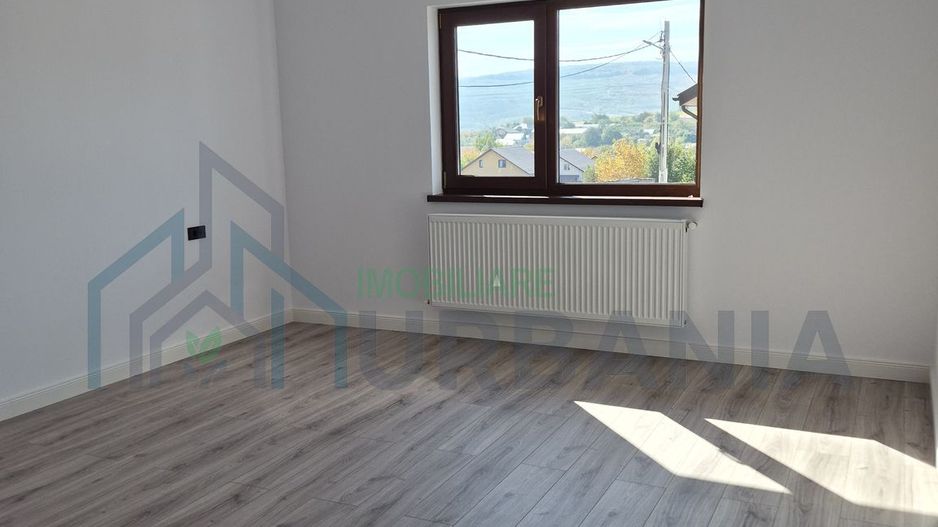 Casă individuală în Tomești, cartier de case noi, parter, 132 mp construiți, 505 mp teren - Poză 13