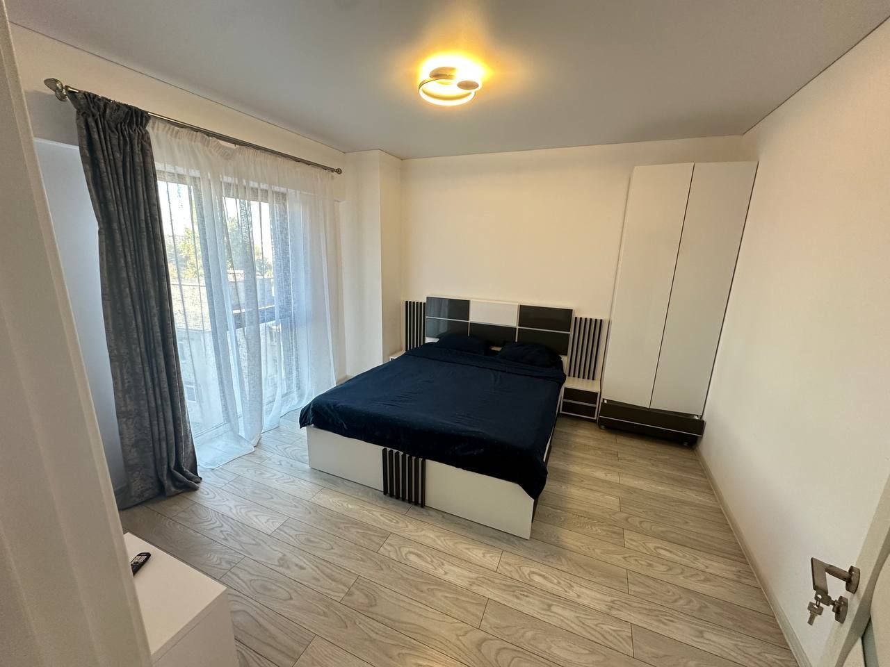 Inchiriez apartament 3 camere Faleză Dunării - Poză 11