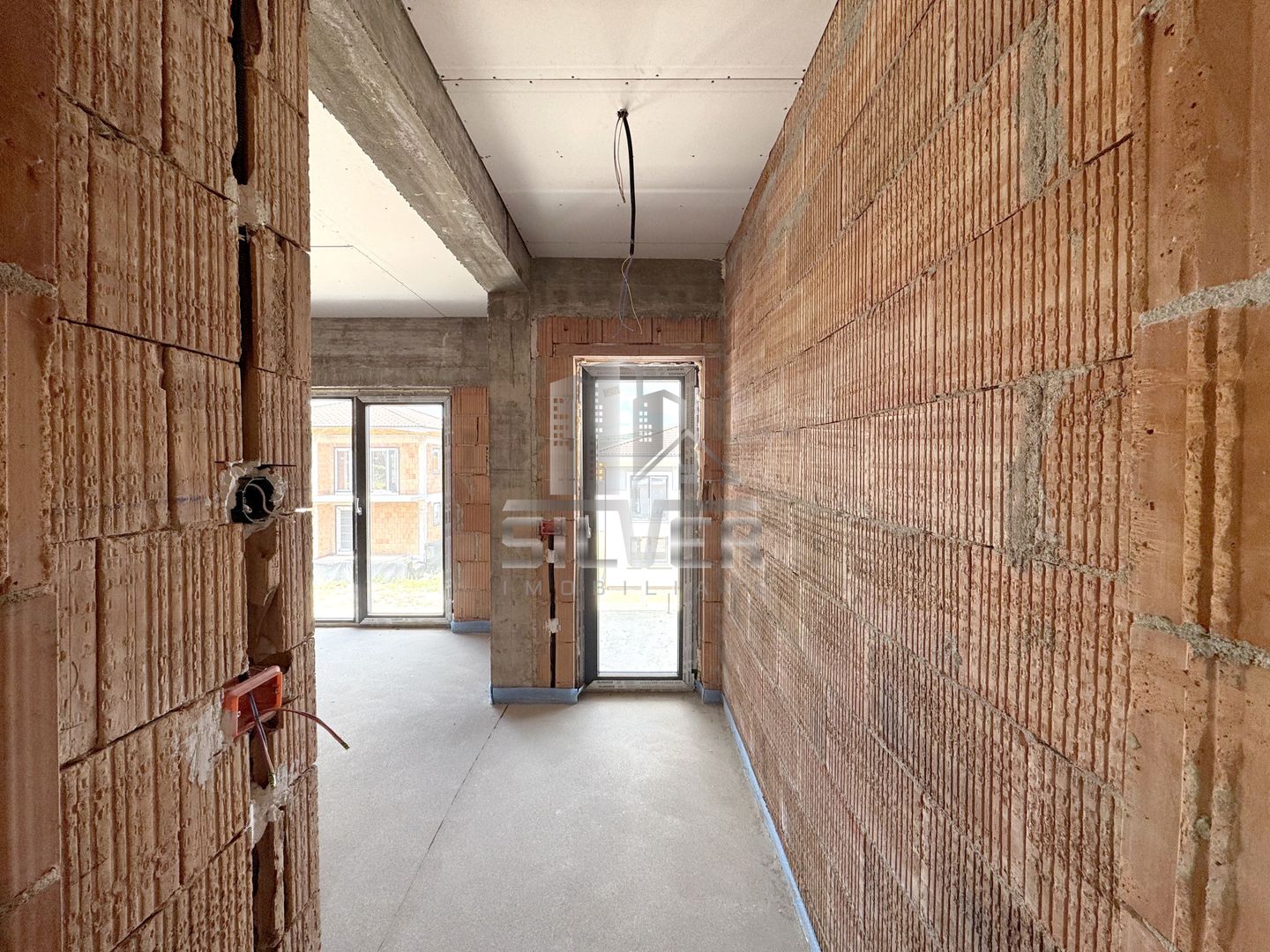 Casa in curs de construire/Teren 450 mp/VANZARE PF. - Poză 17