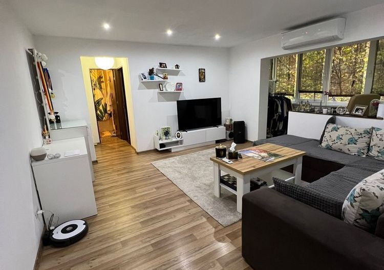 Apartament 3 camere Lipovei etaj 2 - Poză 1