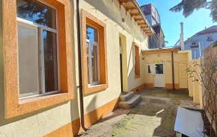 Dimitrie Cantemir, metrou Tineretului la 350 m, casa 2 camere + curte