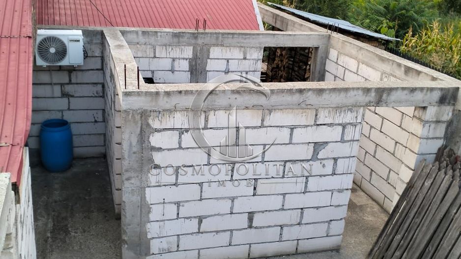 Casa si teren 970mp in comuna Costesti/BZ ~ constructie 2013 - Poză 48