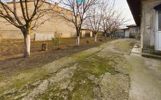 Casa modesta, 2500 mp teren, Domnesti - Poză 1