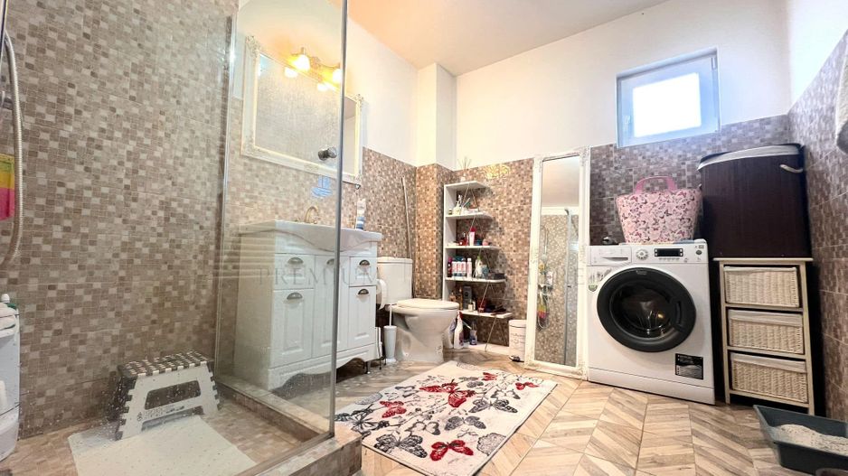 Vila de vanzare Onesti - Cartier Andrasesti - Poză 8