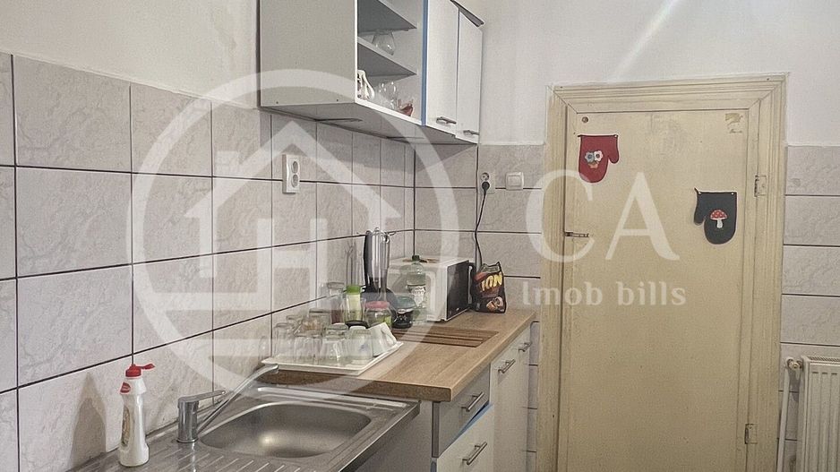 Casa cu 6 camere de inchiriat zona centrala, Oradea - Poză 7