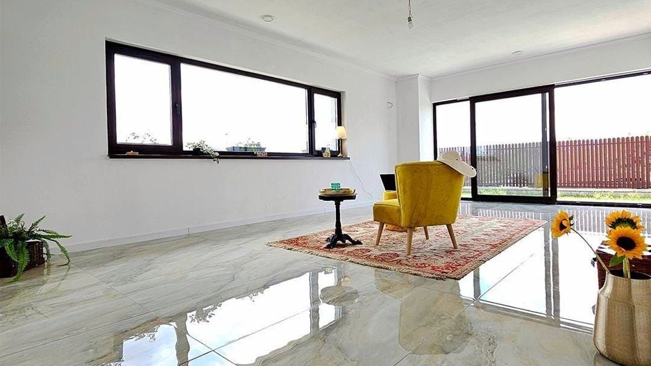 Casa Moderna La 6km de Brasov - Poză 2