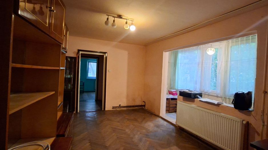Apartament cu 2 camere - zona Circumvalatiunii - Poză 1