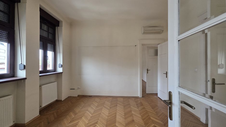 Apartament 4 camere de inchirat Armenasca Romana - Poză 39