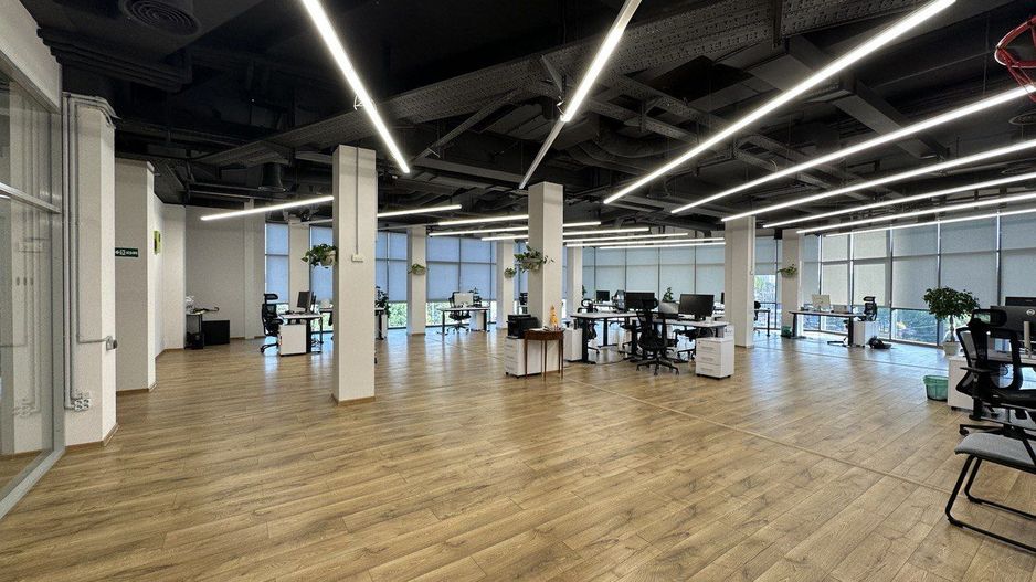 Chirie Spații de Birou 420 m2.și 300m²   sectorul Rîșcani. - Poză 8