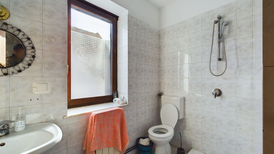 Casă pe un nivel în zona Mehala - Poză 18