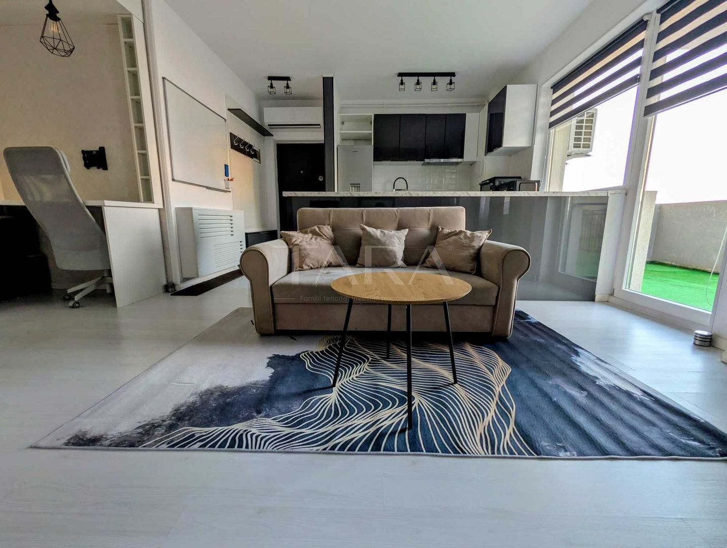 Apartament SMART cu 2 camere, terasă 30 mp, parcare subterană. - Poză 1