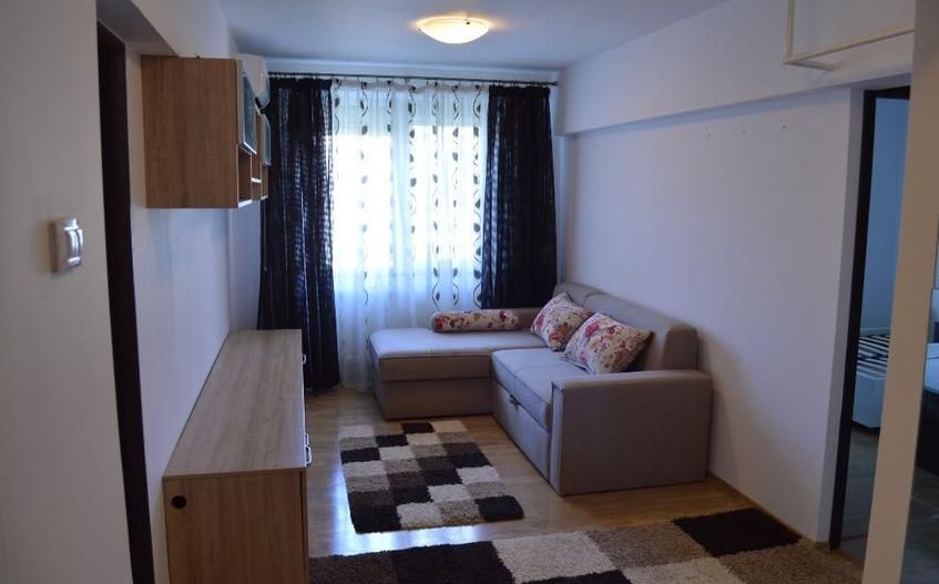 De închiriat: Apartament de lux 3 camere decomandat – Tineretului / Timpuri Noi - Poză 1