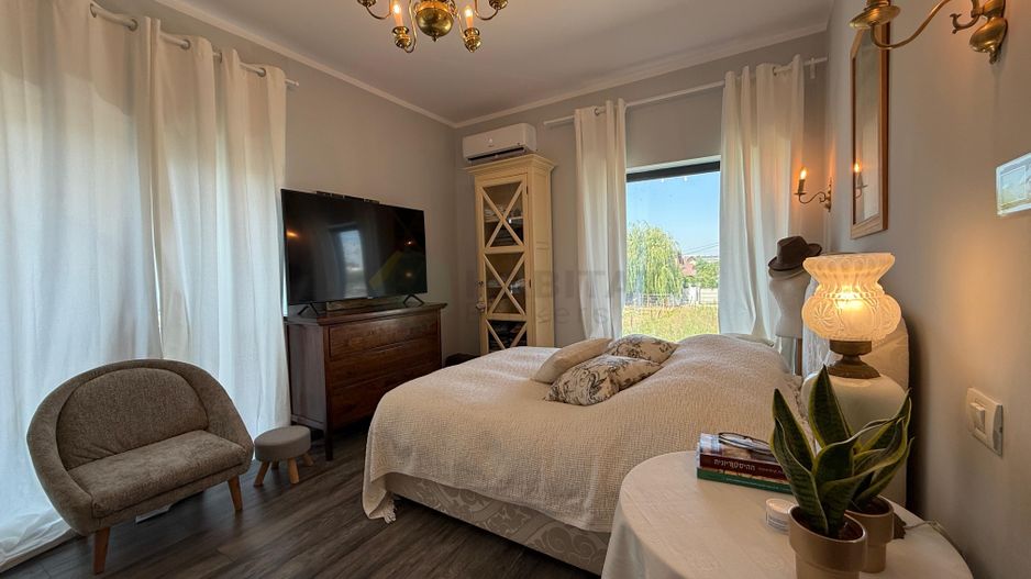 Vila 4 camere, curte amenajata | Strada Petre Ispirescu - Poză 15