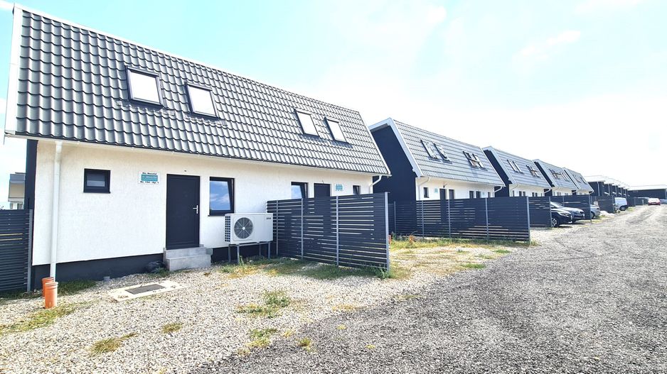 Casa finalizata intabulata in Cartier Izvor Tarlungeni Brasov - Poză 10