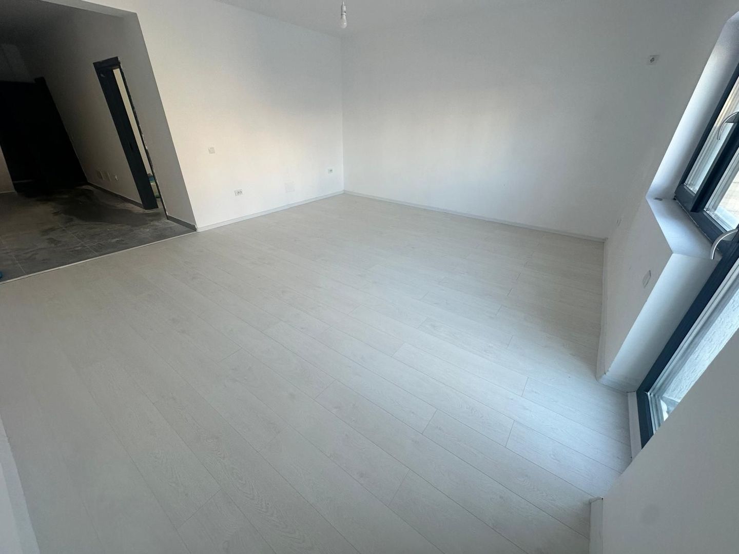 DUPLEX BRAGADIRU - 4 CAMERE, TEREN 285, TOATE UTILITATILE, COMISION 0% - Poză 8