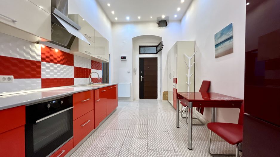 Un colț de istorie cu confort modern, zona Central- Piața Libertății - Poză 6