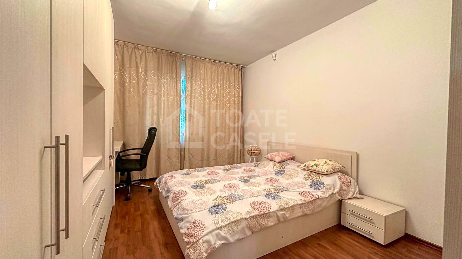 Apartament cu 2 camere, mobilat, utilat, zona Grand Hotel Italia - Poză 3