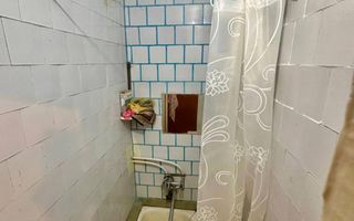 Cameră de vânzare în cămin – sectorul Ciocana, str. Voluntarilor - Poză 4