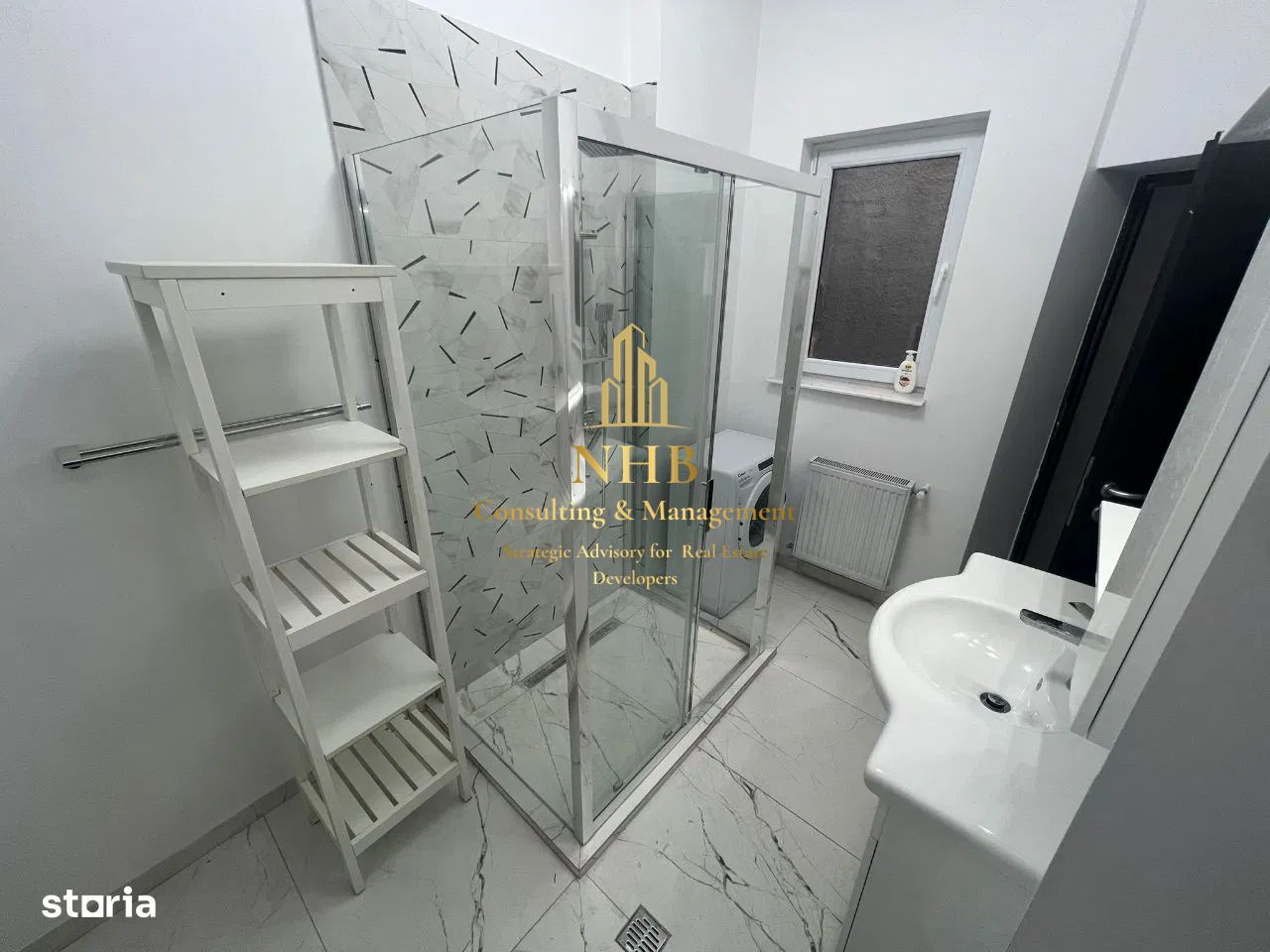 Spatiu Birou 4 camere -  CENTRALA PROPRIE-PIATA VICTORIEI - Poză 1