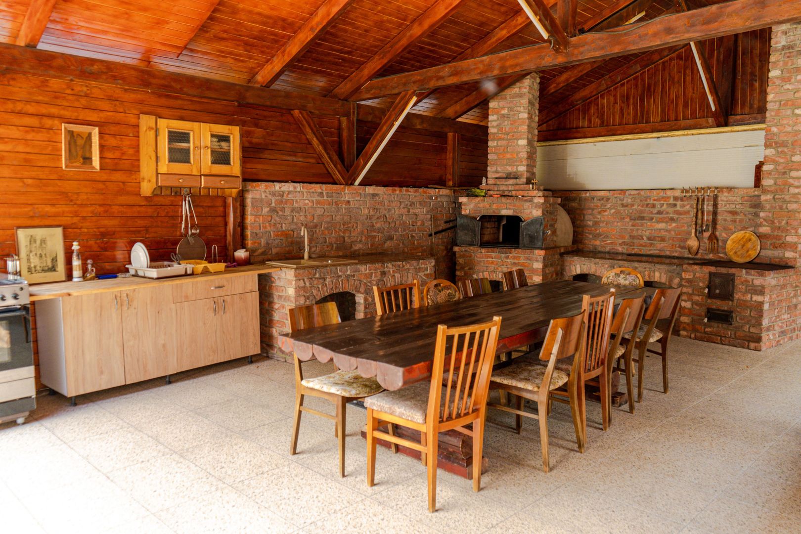 Splendoarea naturii imbinata cu stilul modern=pensiune exclusivista - Poză 1