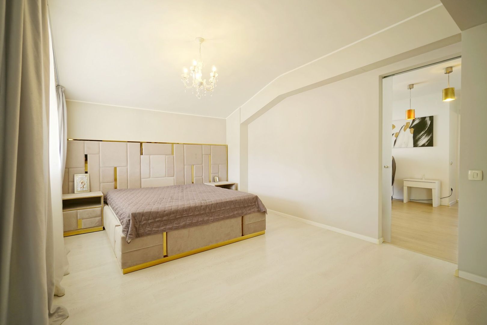 Ideal gradinita P+2, 8 cam, 6 dormt 6 bai, 3 garaje teren 650 mp, - Poză 19