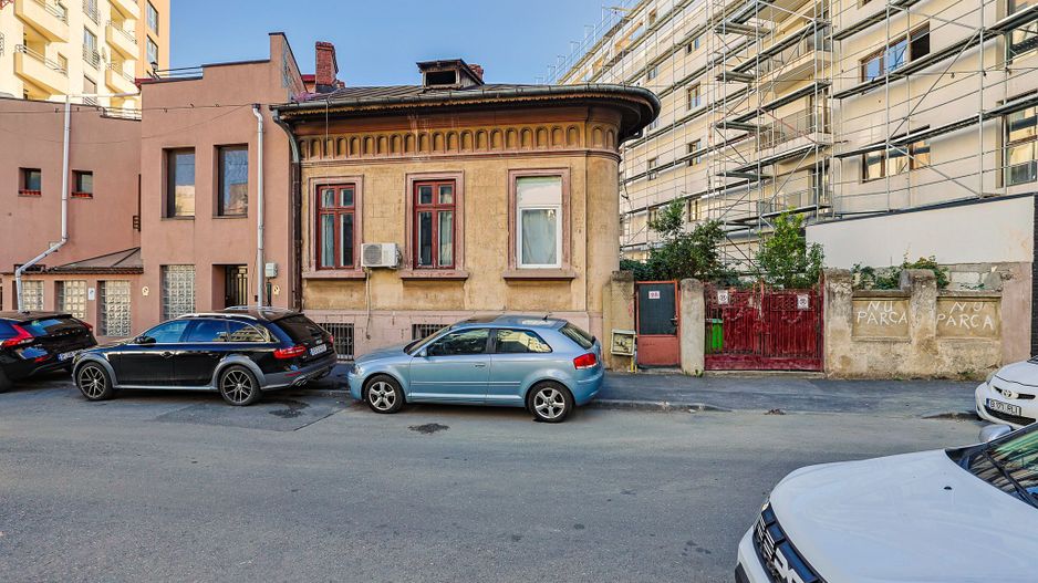 Decebal-Invingatorilor Vila 6 camere-455mp teren - Poză 14