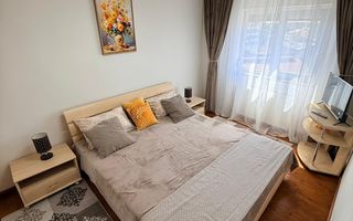 Recent renovat| Complexul Studentesc| 2 dormitoare + living | centrala proprie| - Poză 12