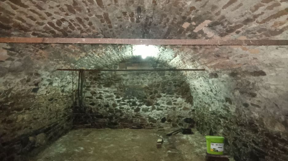 Casa cu 3 camere, 150 mpu, mobilata, utilata, garaj, curte, Ampoita - Poză 18