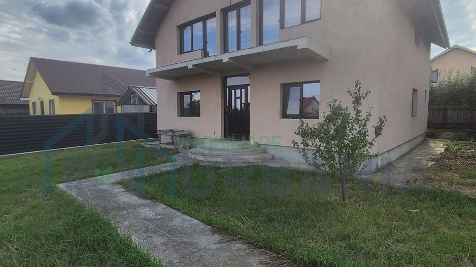 Casa P+M cu Garaj si 500 mp Teren - Holboca - Poză 1