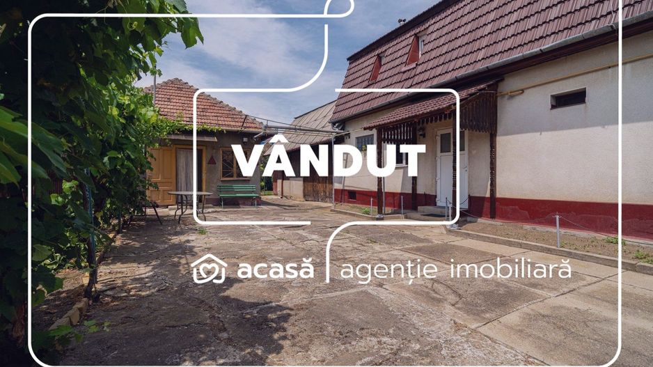 VANDUT! Casa 5 camere - teren 688 mp - Parneava - COMISION 0 - Poză 1