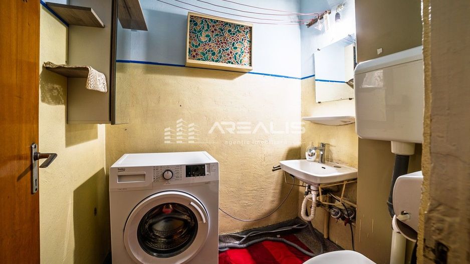 VÂNDUT!!! Apartament spațios cu 3 camere, zona Polivalentă - Poză 12