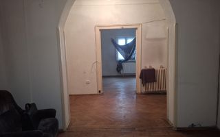 URGENT!, TEREN IN PROPRIETAE, RENOVATA IN 1996, NEGOCIABIL - Poză 3