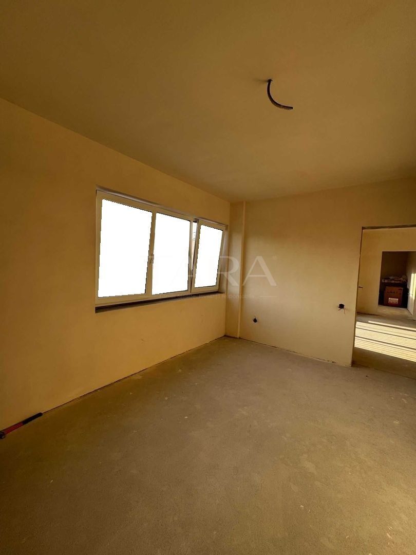 Apartament cu 3 camere decomandate în zona Piața Abator. - Poză 4