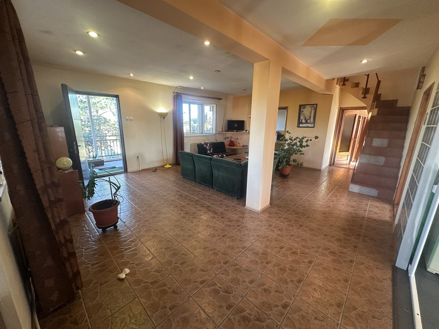 PANTELIMON, APARTAMENT 1E+M 230 MP, CURTE 516 MP! - Poză 7