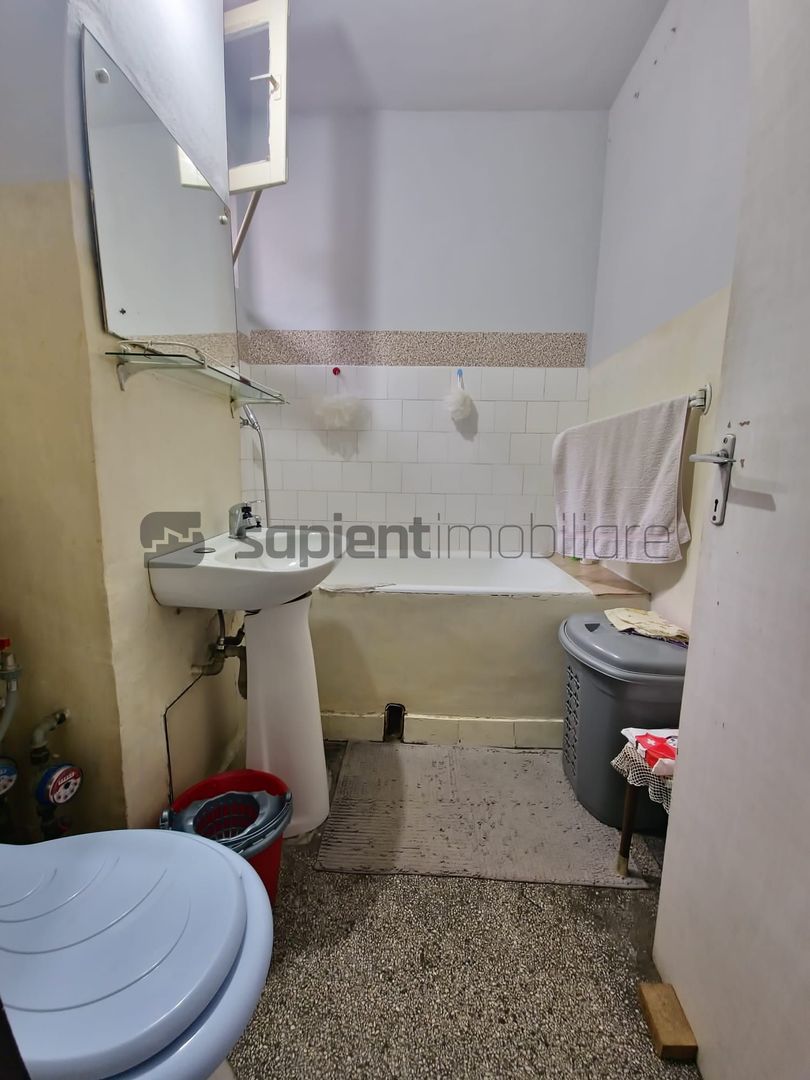 Apartament 3 Camere Decomandat - Poză 6