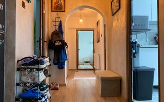 Compartimentare decomandata! Vanzare apartament cu 3 camere-Micro 11 - Poză 16