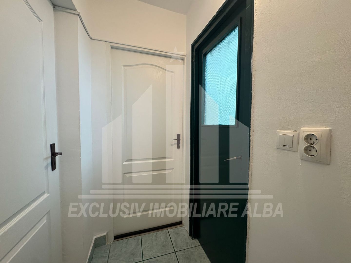 Apartament 3 camere | De inchiriat | 52 mp | Renovat Complet | Cetate - Poză 5