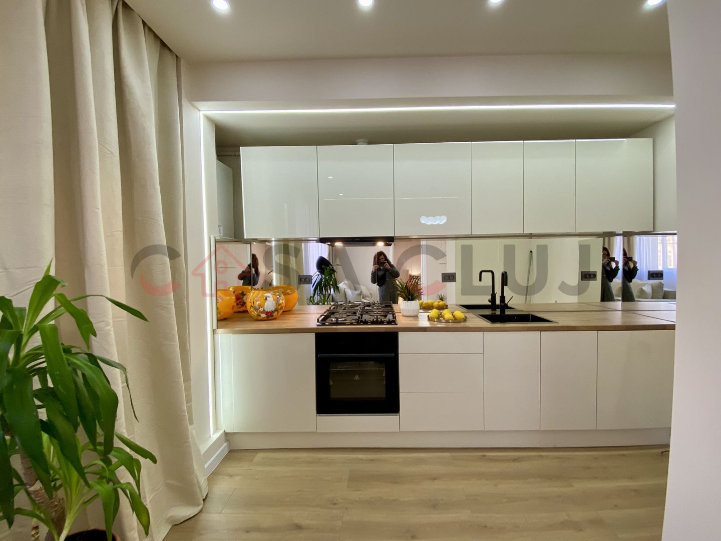 Apartament La Cheie, ultrafinisat,  Horea!! - Poză 5