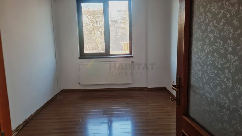 Apartament 3 camere Jiului + 4 locuri parcare - Poză 3