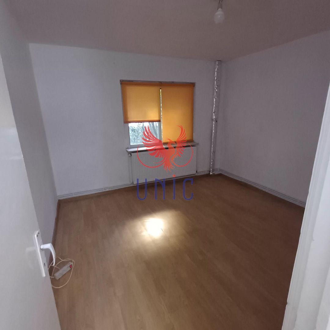 Apartament 3 camere, Rovine zona postei, Et P/4 - Poză 3