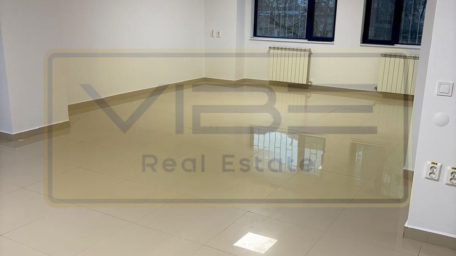 Gara- Spatiu birou- Amenajat- 95mp -mezanin ! - Poză 2