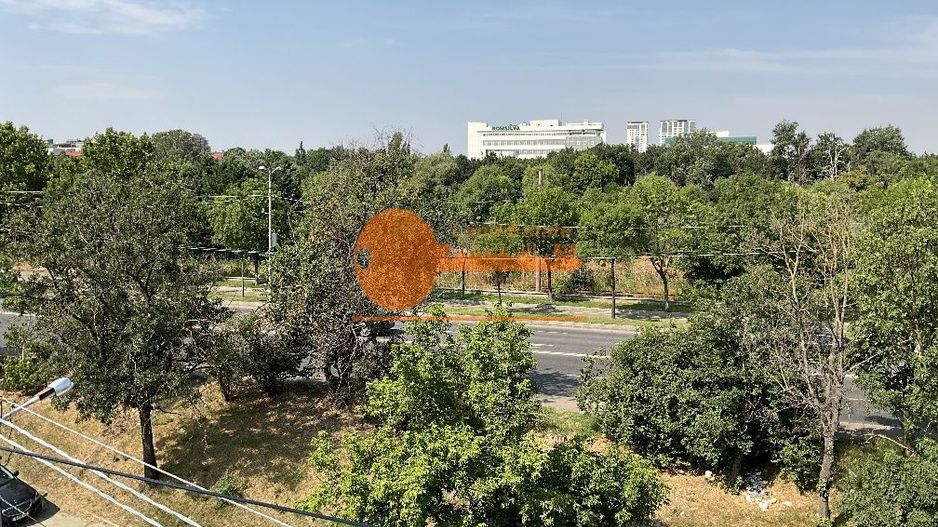 4 camere LAcul Tei ( parcare ) - Poză 7