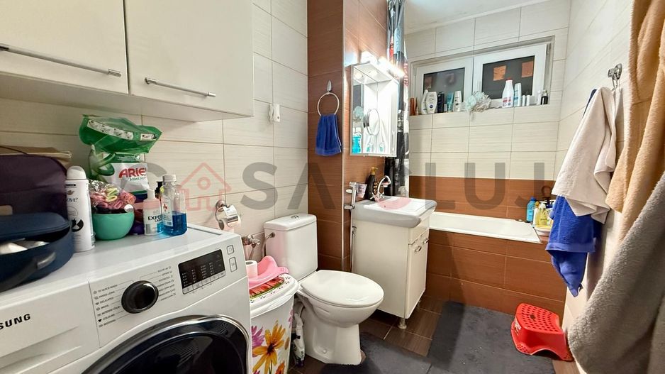 Decomandat, la cheie, Baza Sportivă "La Terenuri"!! - Poză 4