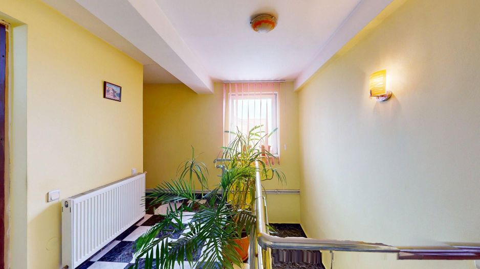 Casa ideala  Locuinta si afacere 665mp teren - Poză 18