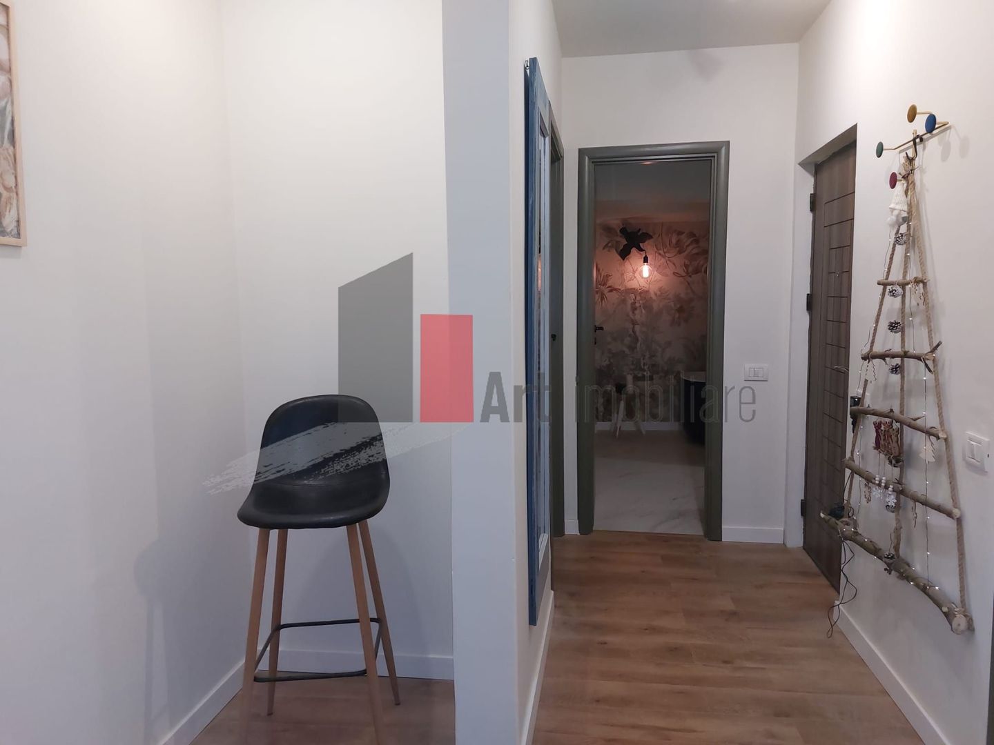 Apartamentul "DISINJATUR" , et. 1/1 in vila stil neoromanesc - Poză 14