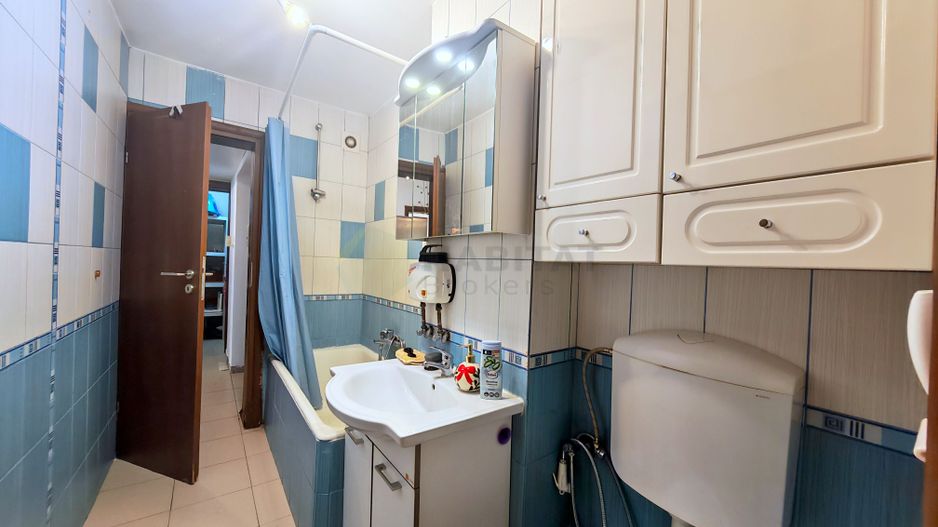 Apartament cu trei camere in inima cartierului Titan - Poză 6