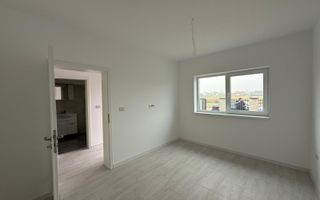 Duplex pe parter – compartimentare excelentă, teren generos. - Poză 5