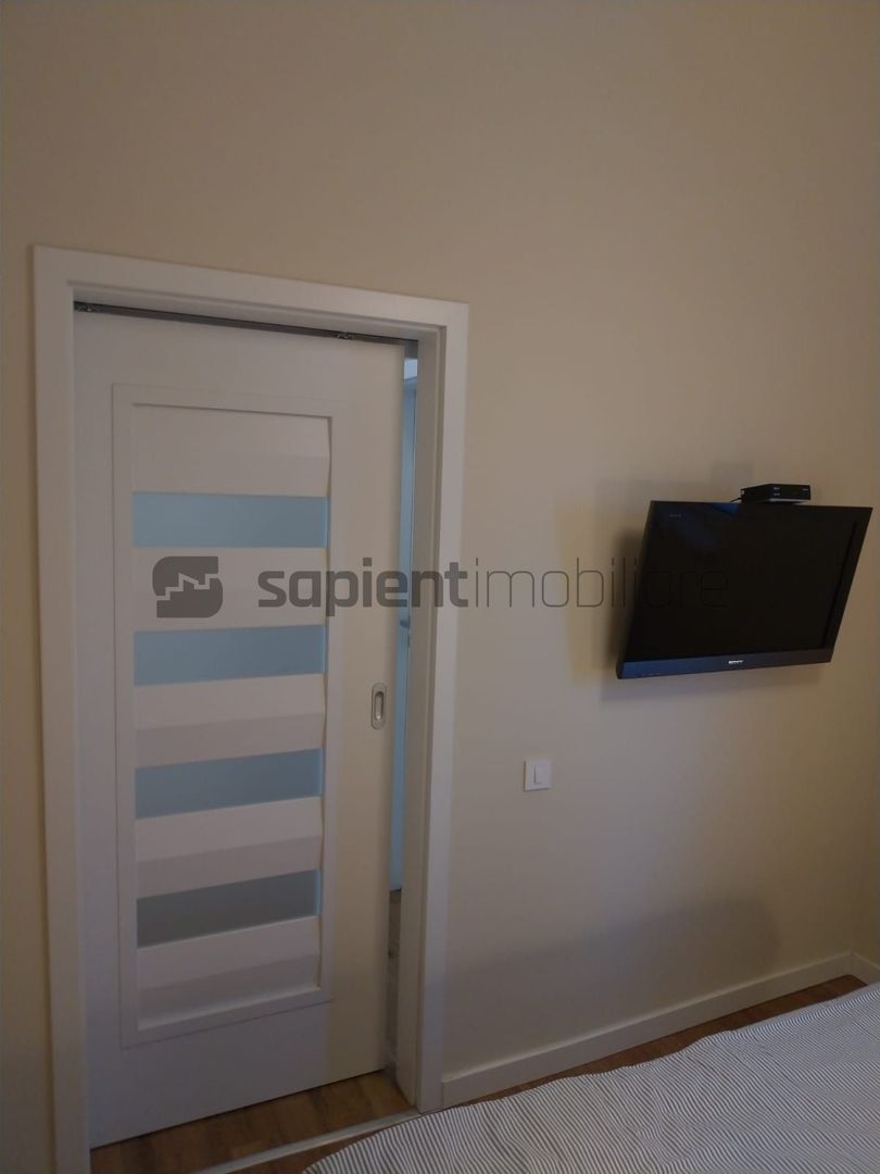 APARTAMENT CENTRAL CU 3 CAMERE - Poză 5